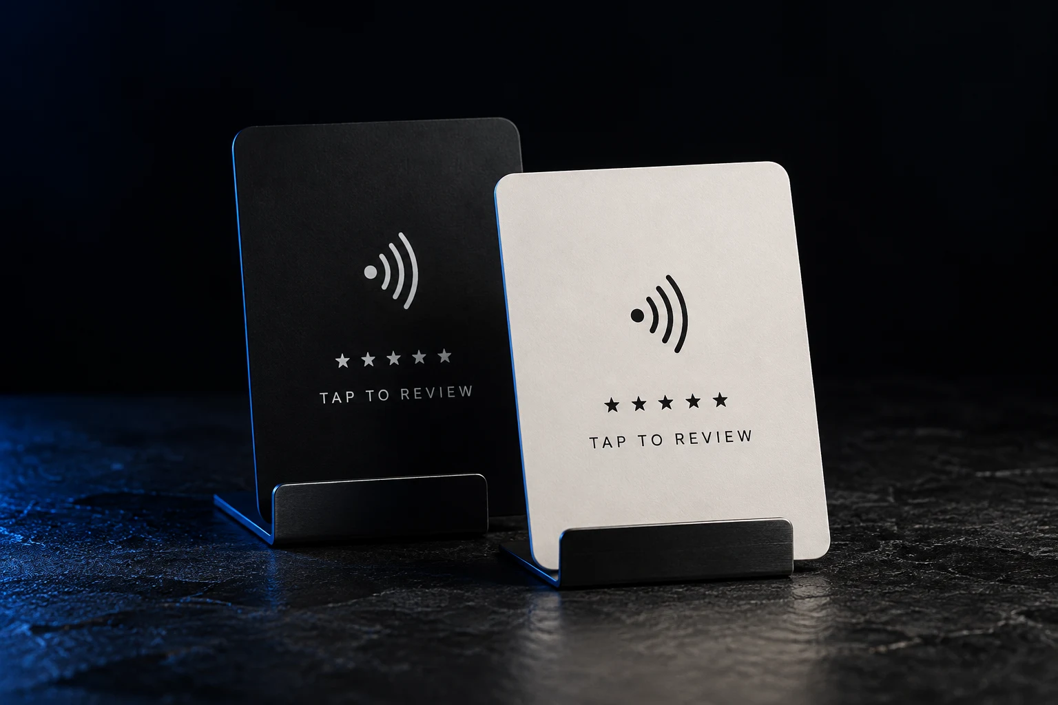 Crna i bijela NFC kartica za Google recenzije